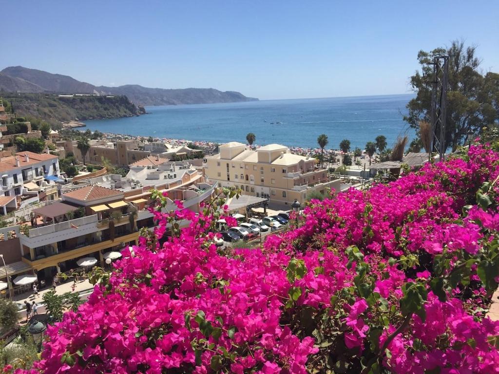 Edificio Verdemar - Stunning 1 Bed Apartment With Pool & Sea Views نيرخا المظهر الخارجي الصورة