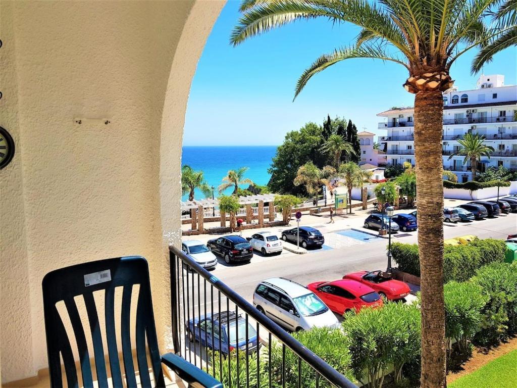 Edificio Verdemar - Stunning 1 Bed Apartment With Pool & Sea Views نيرخا المظهر الخارجي الصورة