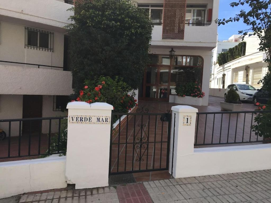 Edificio Verdemar - Stunning 1 Bed Apartment With Pool & Sea Views نيرخا المظهر الخارجي الصورة