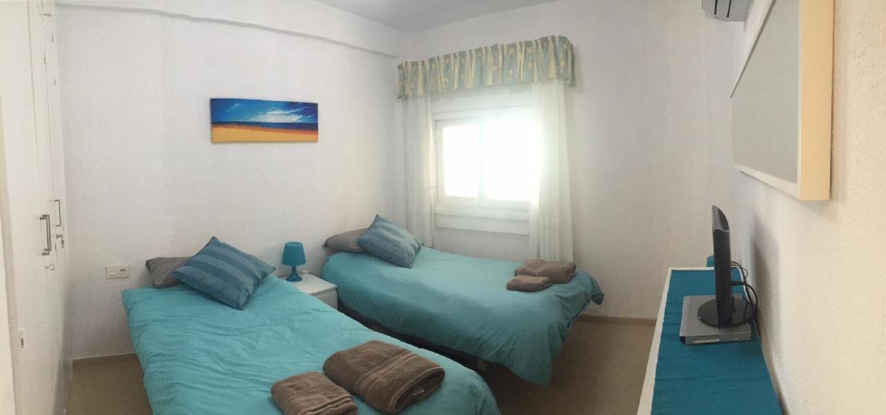 Edificio Verdemar - Stunning 1 Bed Apartment With Pool & Sea Views نيرخا المظهر الخارجي الصورة