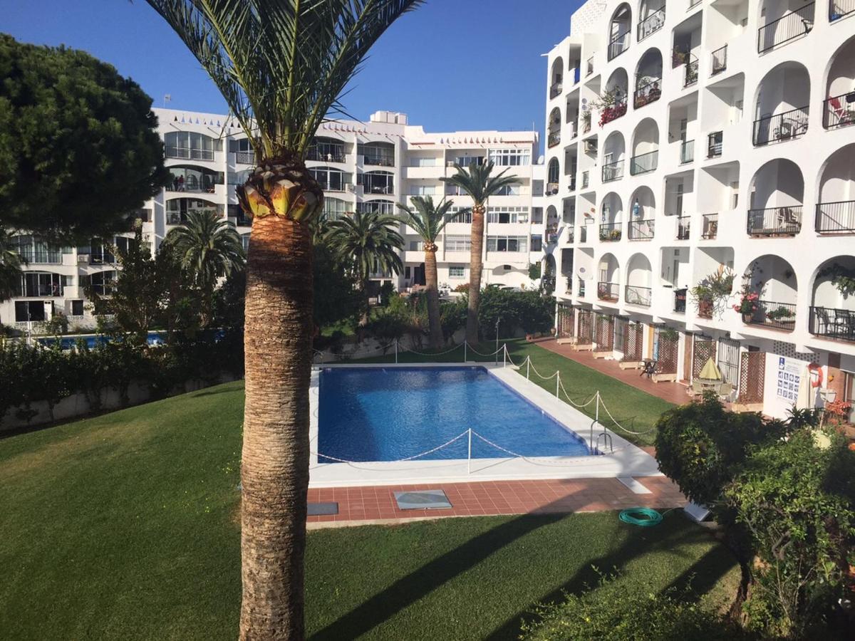 Edificio Verdemar - Stunning 1 Bed Apartment With Pool & Sea Views نيرخا المظهر الخارجي الصورة